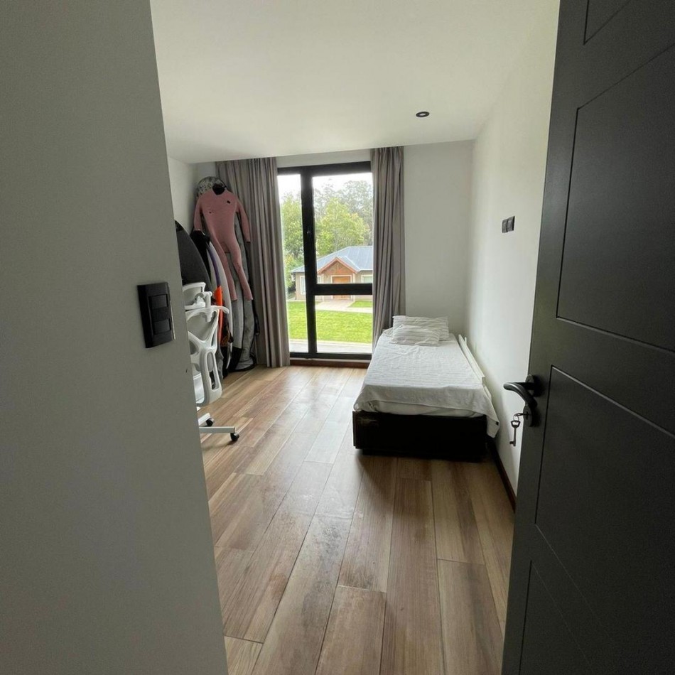 CASA 4 AMBIENTES. BARRIO PRIVADO LAS PRUNAS