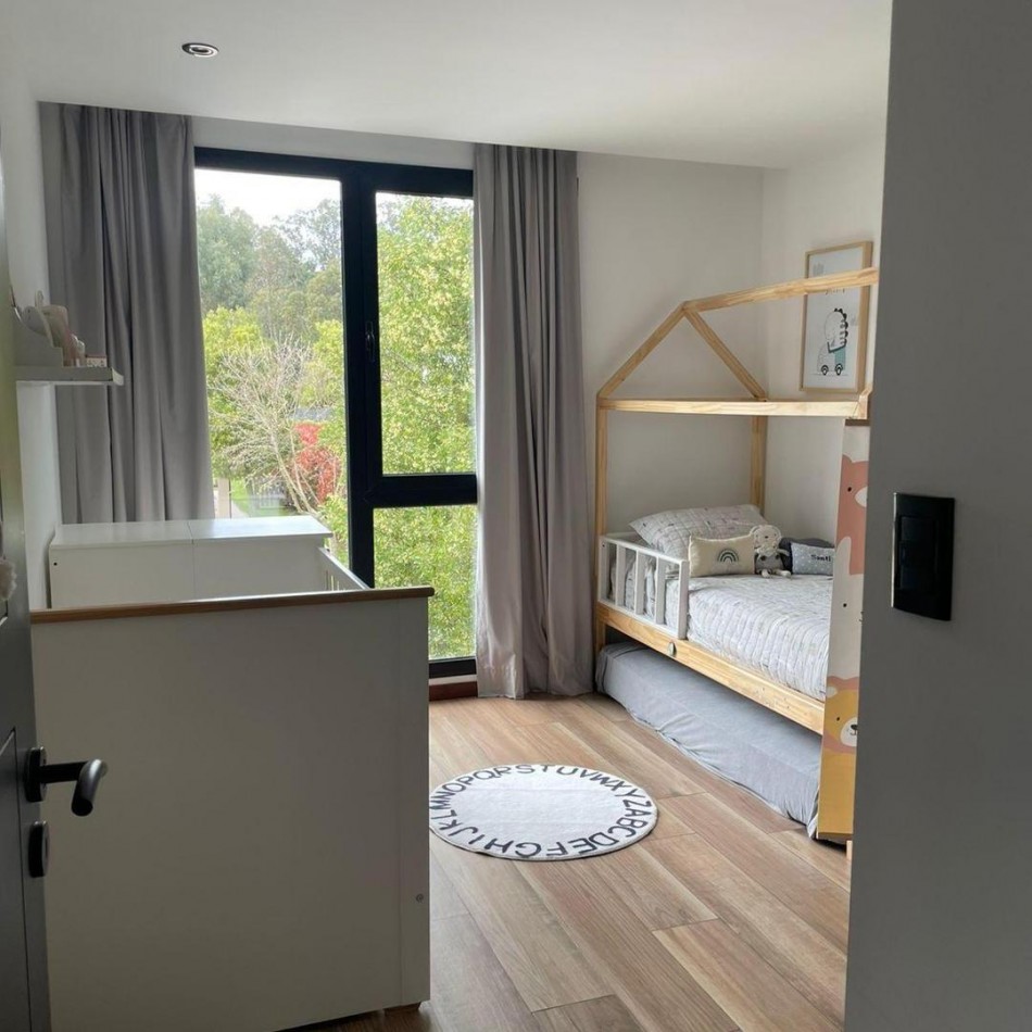 CASA 4 AMBIENTES. BARRIO PRIVADO LAS PRUNAS