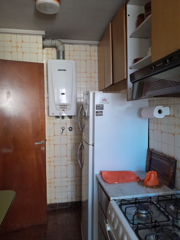 VENTA. DEPARTAMENTO 2 AMB AL FRENTE. CENTRO
