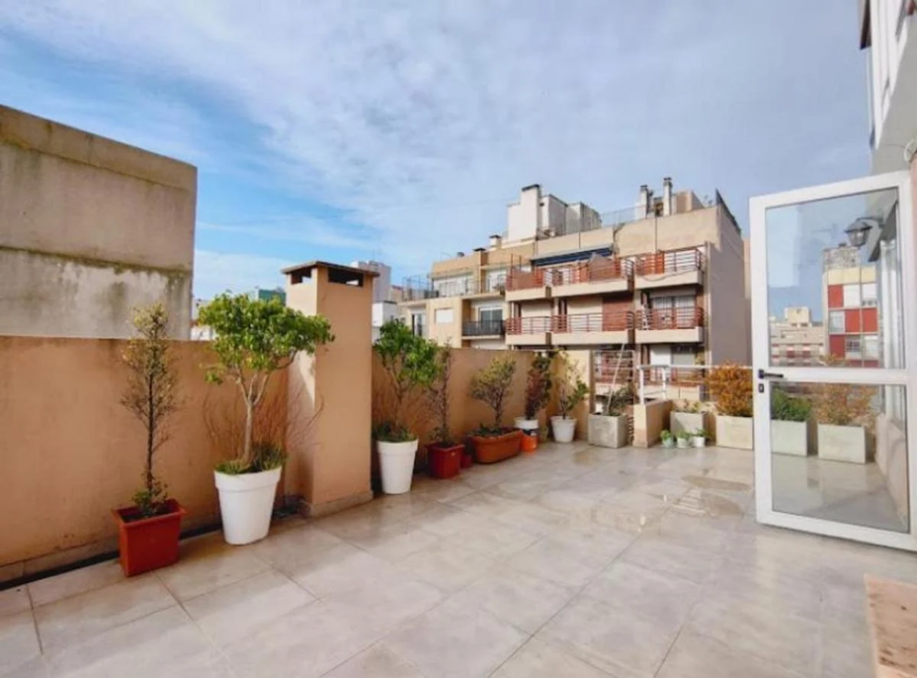 VENTA.  DEPARTAMENTO 3 AMB CON COCHERA Y TERRAZA. BARRIO ALDREY