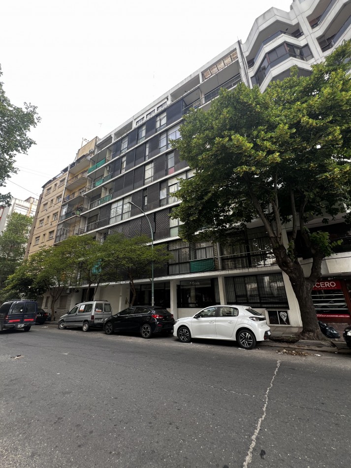 VENTA. DPTO. 2 AMBIENTE CON PATIO . SEMIRECICLADO. ALDREY