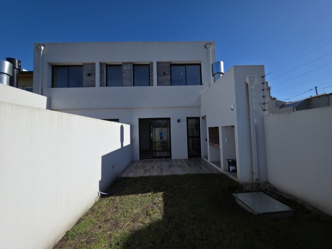 VENTA. DUPLEX 3 AMB APTO CREDITO. SAN GERONIMO