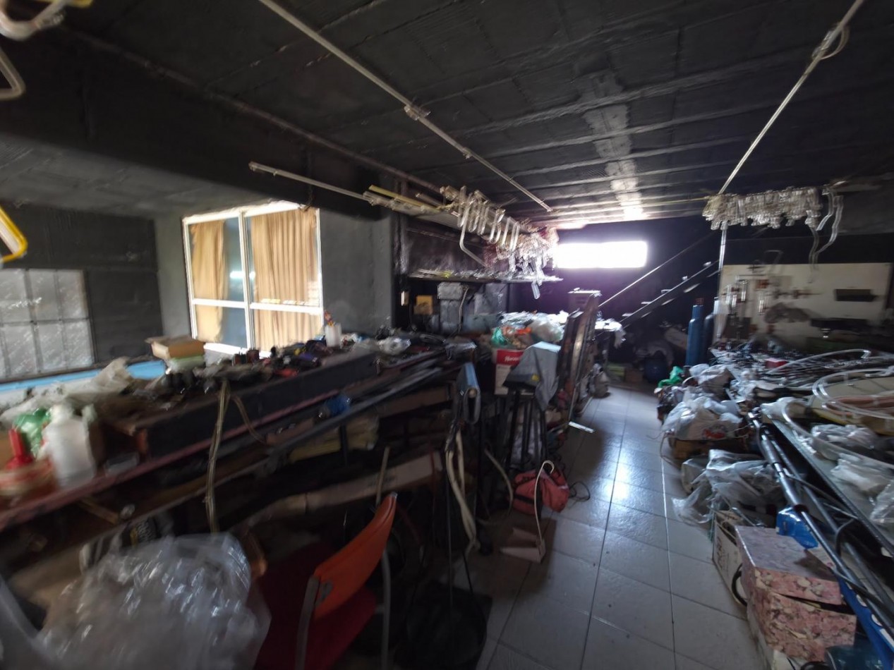 GALPON EN VENTA CON VIVIENDA. PERALTA RAMOS OESTE