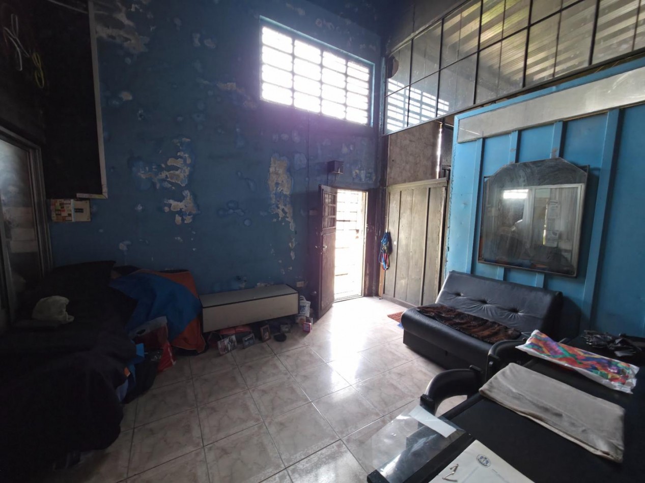 GALPON EN VENTA CON VIVIENDA. PERALTA RAMOS OESTE