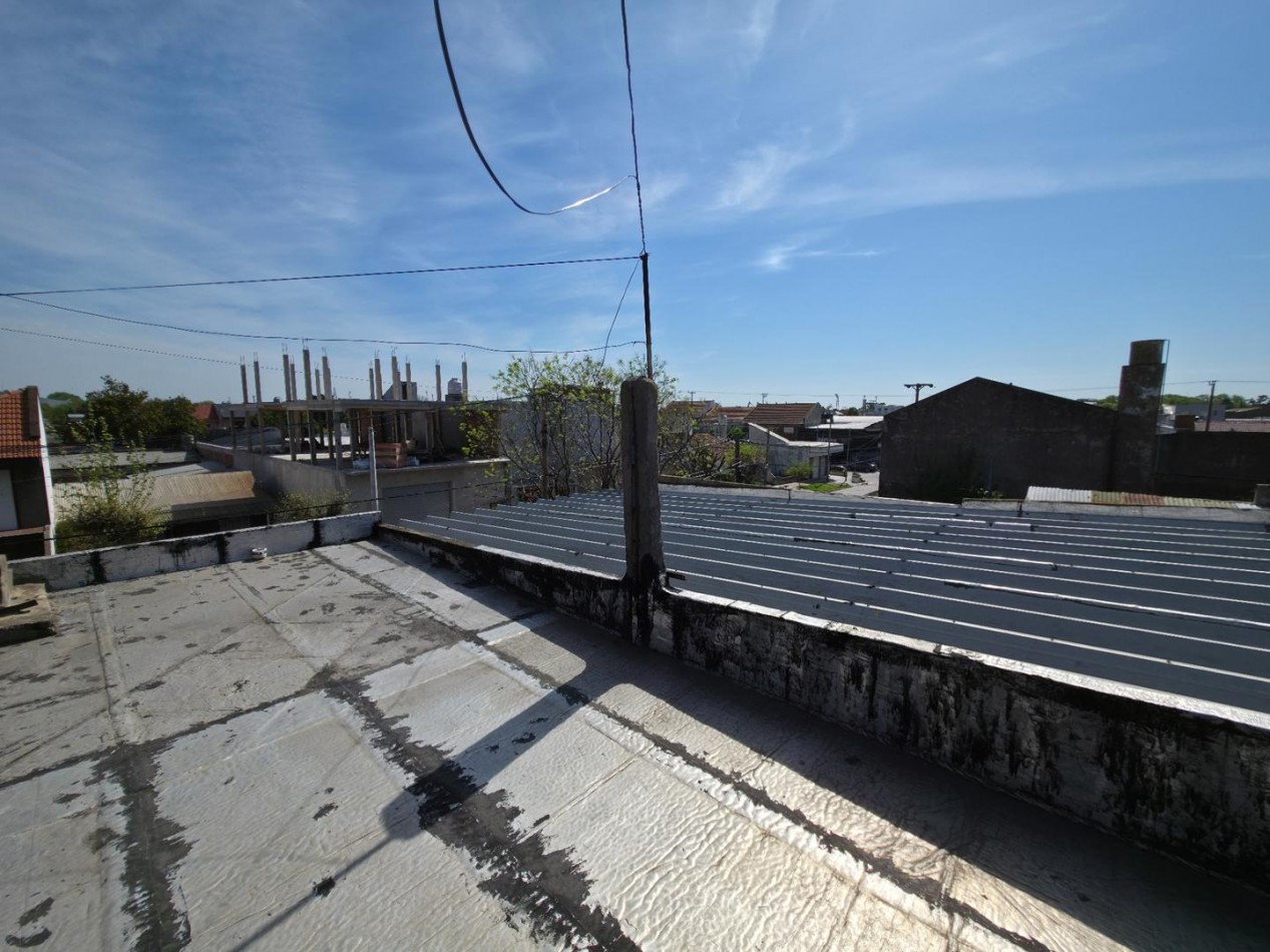 GALPON EN VENTA CON VIVIENDA. PERALTA RAMOS OESTE