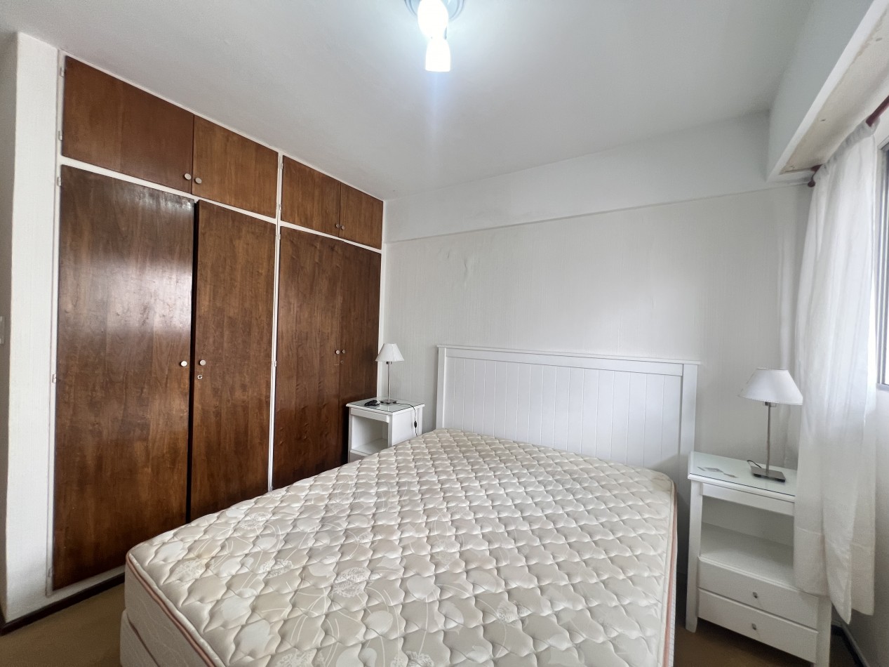 VENTA. DEPARTAMENTO 3 AMB COCHERA. AMOBLADO. MACROCENTRO