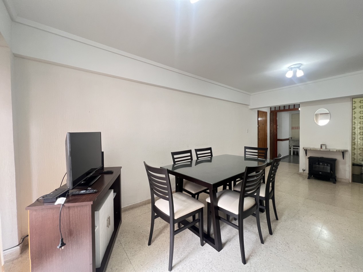 VENTA. DEPARTAMENTO 3 AMB COCHERA. AMOBLADO. MACROCENTRO