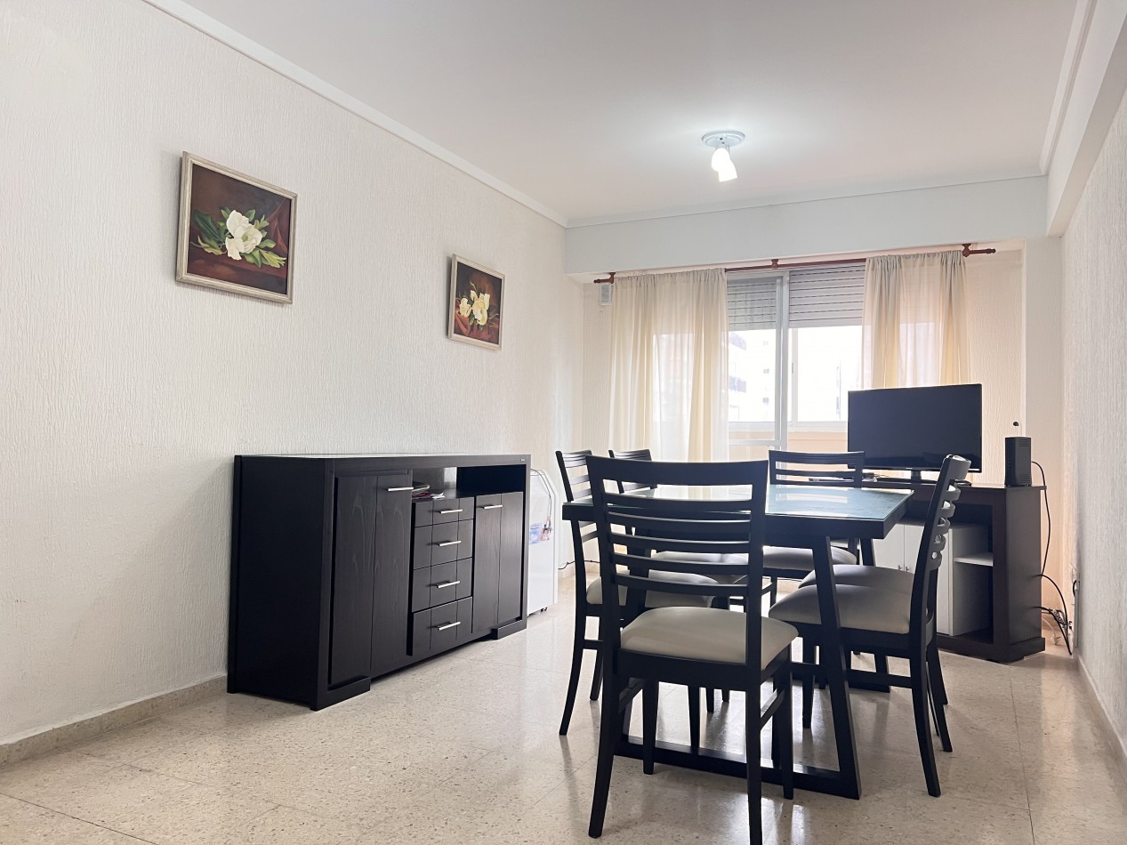 VENTA. DEPARTAMENTO 3 AMB COCHERA. AMOBLADO. MACROCENTRO