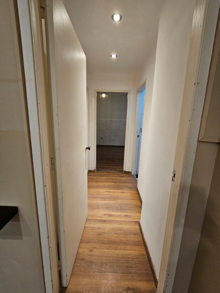 VENTA. DPTO. 2 AMBIENTE CON PATIO . SEMIRECICLADO. ALDREY