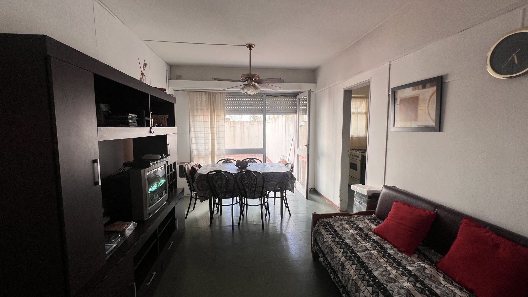 VENTA. DEPARTAMENTO 2 AMBIENTES CON PATIO. PASEO ALDREY