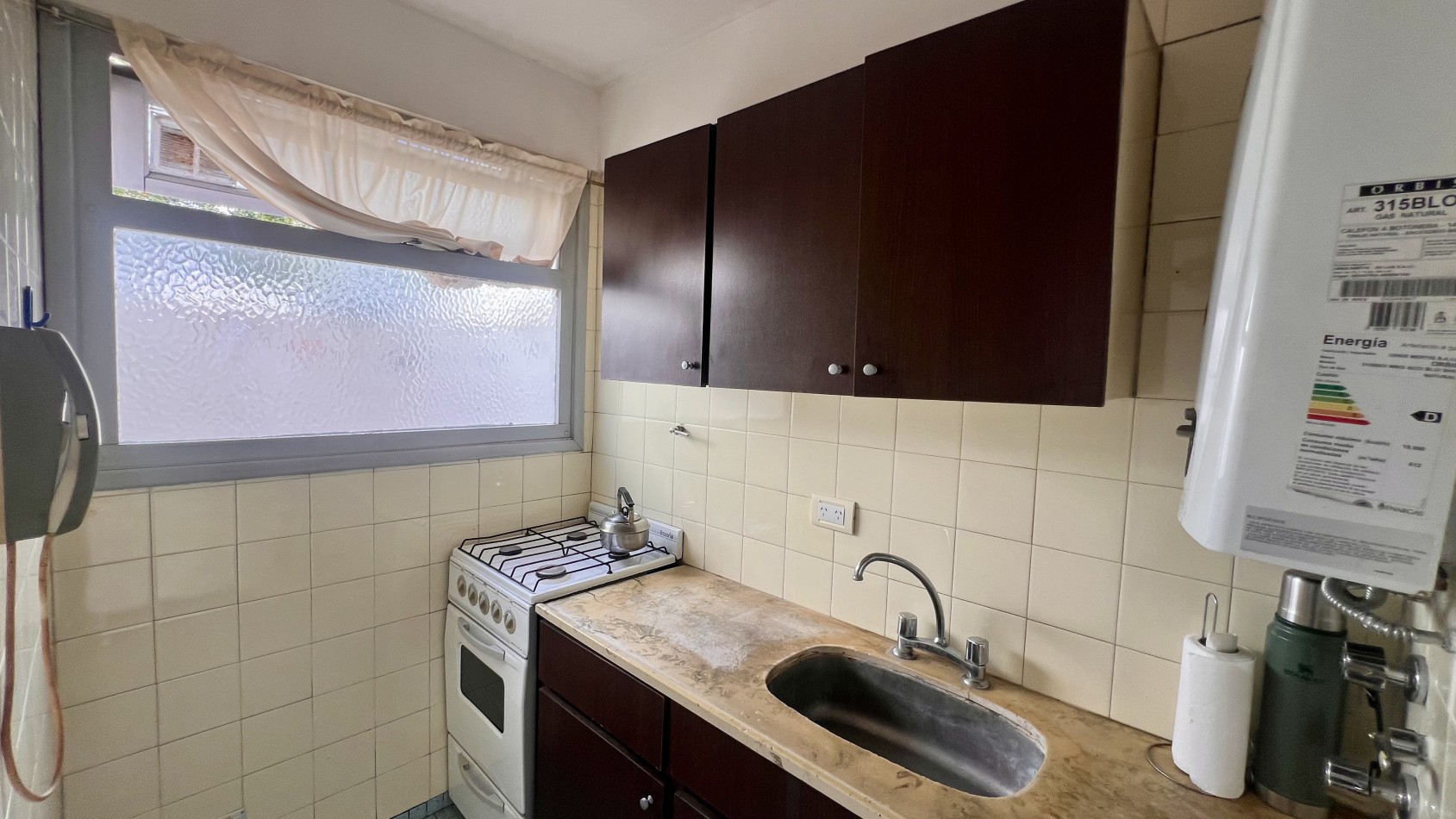 VENTA. DEPARTAMENTO 2 AMBIENTES CON PATIO. PASEO ALDREY