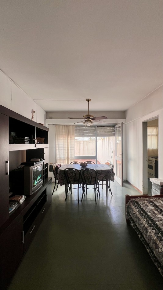 VENTA. DEPARTAMENTO 2 AMBIENTES CON PATIO. PASEO ALDREY