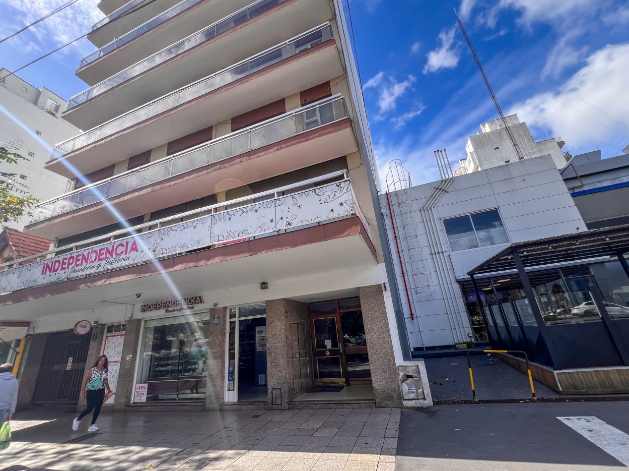 VENTA. DEPARTAMENTO 2 AMBIENTES SEMIRECICLADO. BARRIO LA PERLA