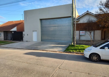 VENTA Galpon 333m2. Excelente Estado. Juan b Justo