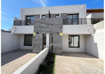 VENTA. DUPLEX 3 AMB APTO CREDITO. SAN GERONIMO