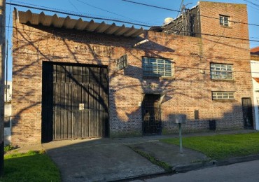 GALPON EN VENTA CON VIVIENDA. PERALTA RAMOS OESTE