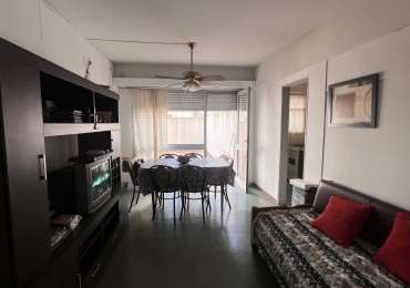 VENTA. DEPARTAMENTO 2 AMBIENTES CON PATIO. PASEO ALDREY