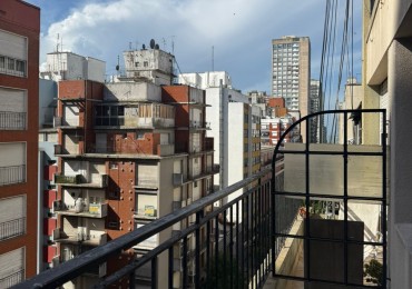 VENTA. MONOAMBIENTE RECICLADO A LA CALLE. ZONA CENTRO